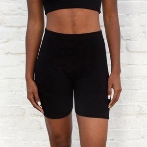 Brandy Melville Biker Shorte